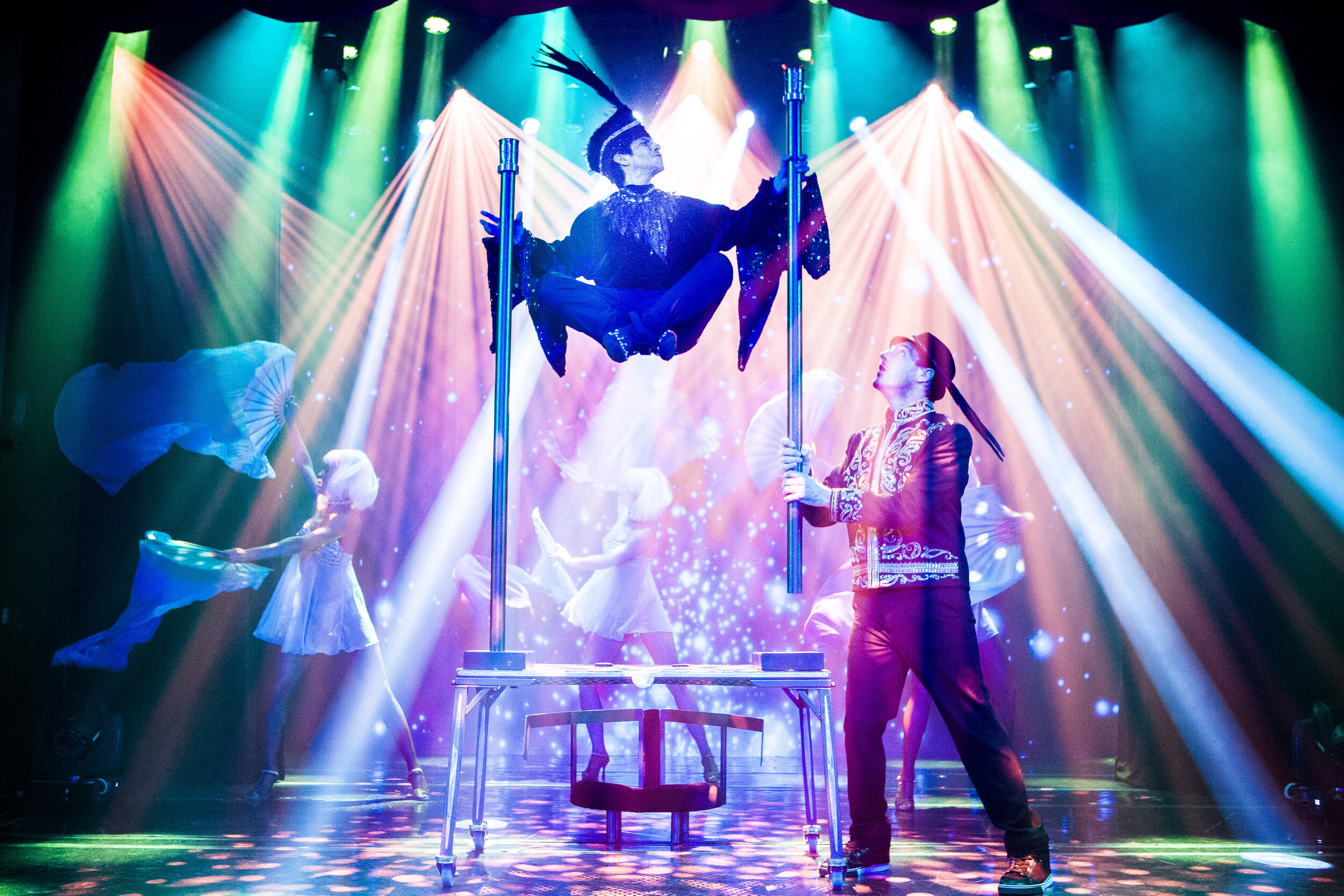 Live illusion performance at the Nugget Resort
